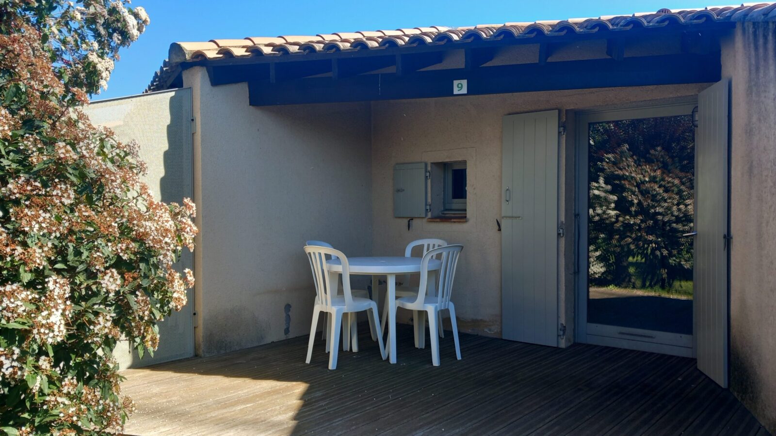 Terrasse privative gîte